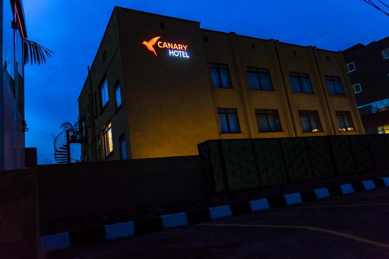Canary Hotel Kampala Luaran gambar